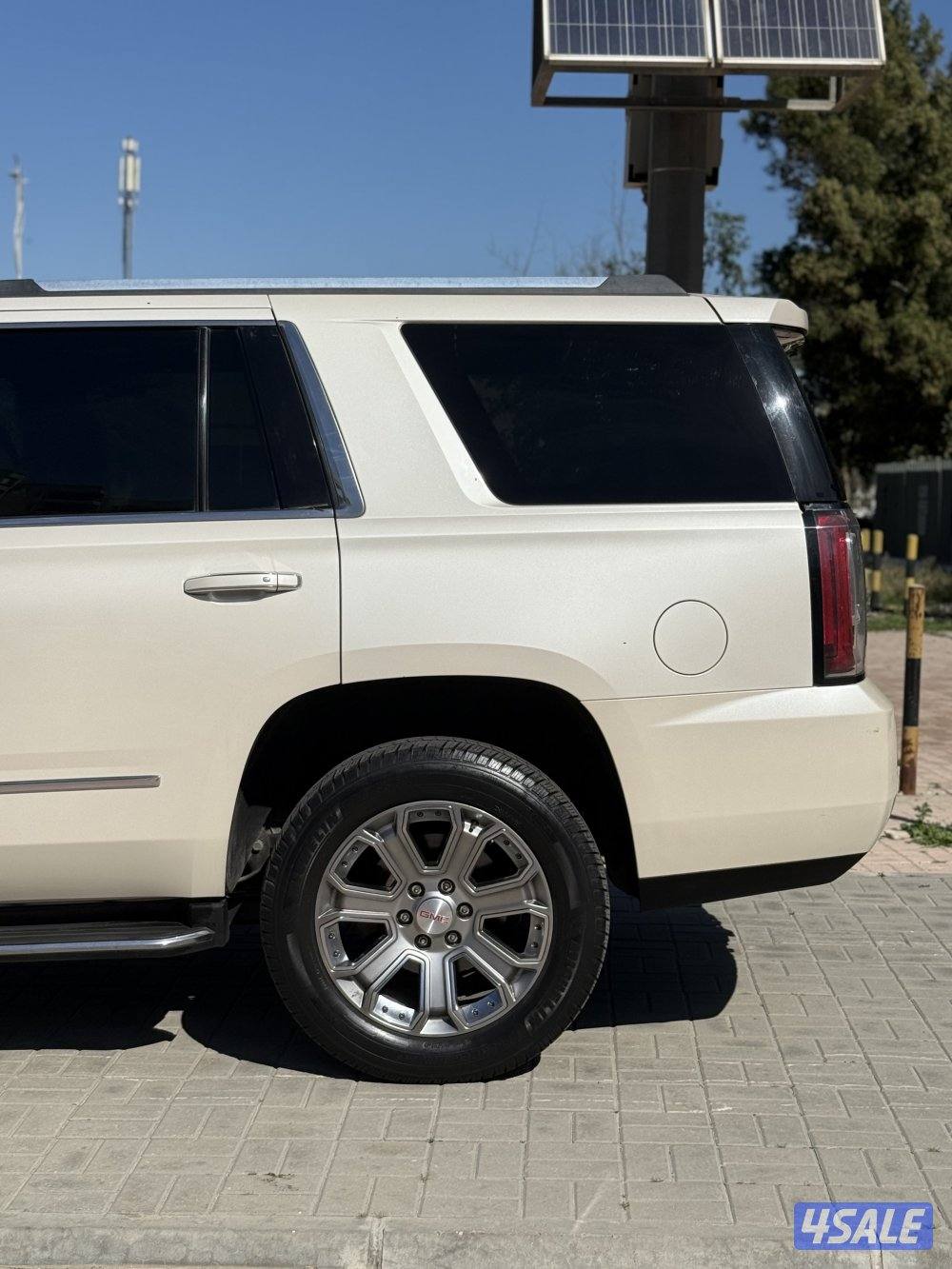 🔺جي ام سي يوكن دينالي 2015 8 غيارالدرجه الاولي 🔺3