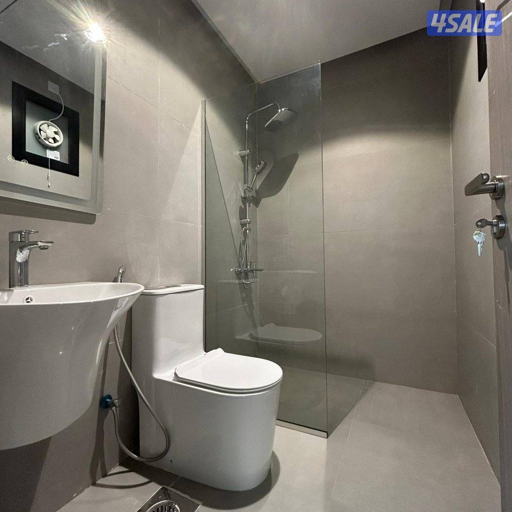 شقق غرفة و غرفتين بإطلالة بحرية نصف مفروشة للإيجار في ضاحية حصة المبار10