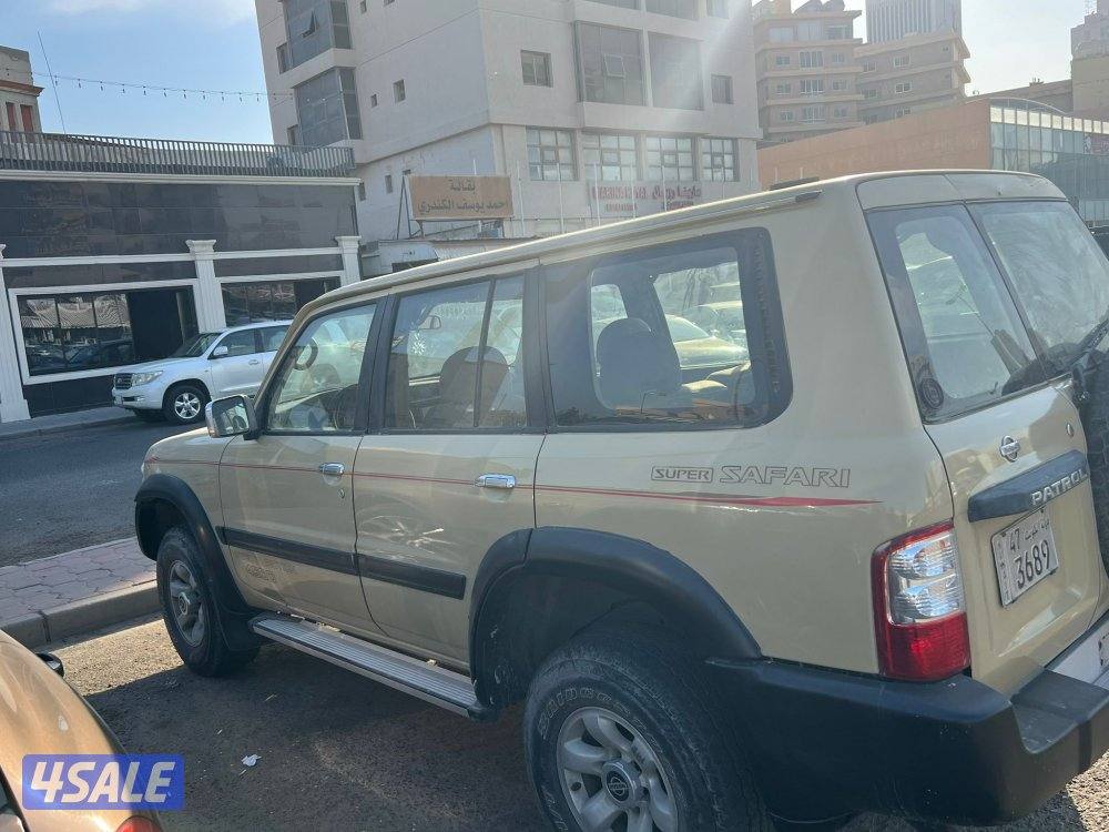 باترول سفاري 2001
اوتوماتيك
مالك ثاني
الموتر بحالة جيده ، موجود الفحص1