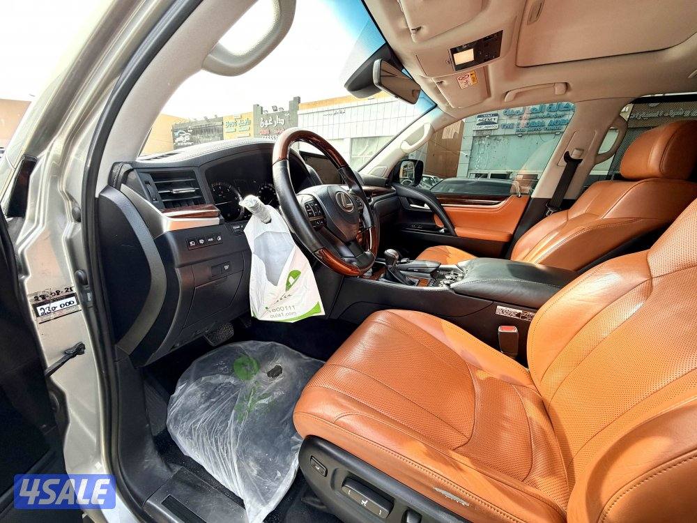 لكزس LX 570 الساير الدرجة الاولى 20179