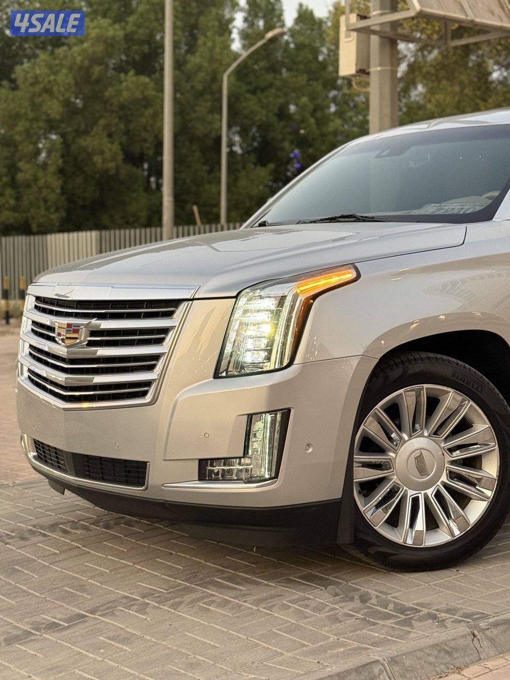 🔺كاديلاك إسكاليد بلاتينيوم 2018 الدرجه الاولي🔺1