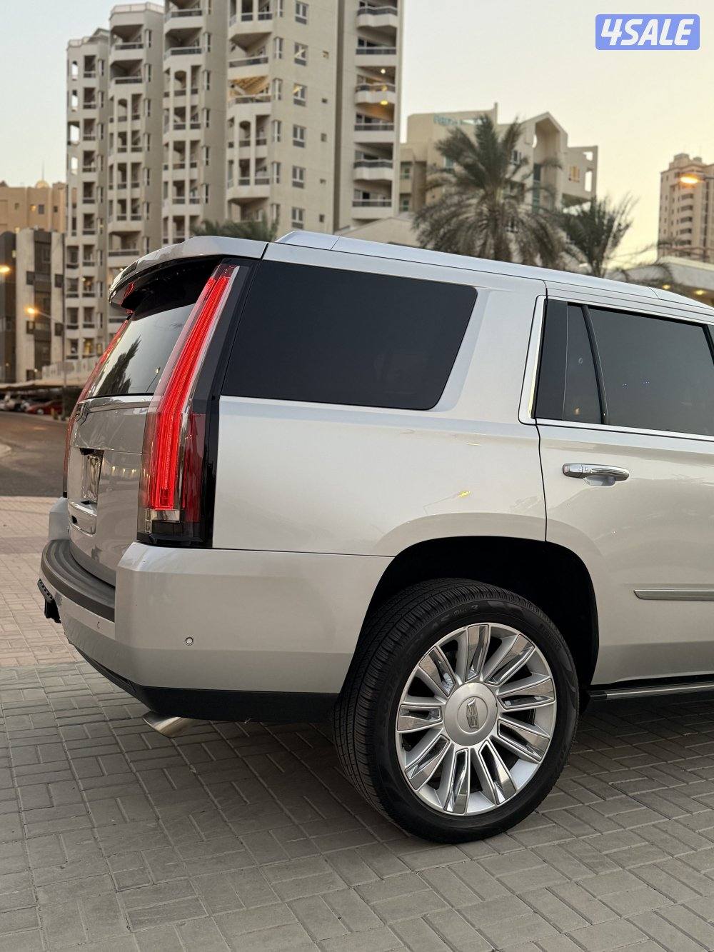 🔺كاديلاك إسكاليد بلاتينيوم 2018 الدرجه الاولي🔺7