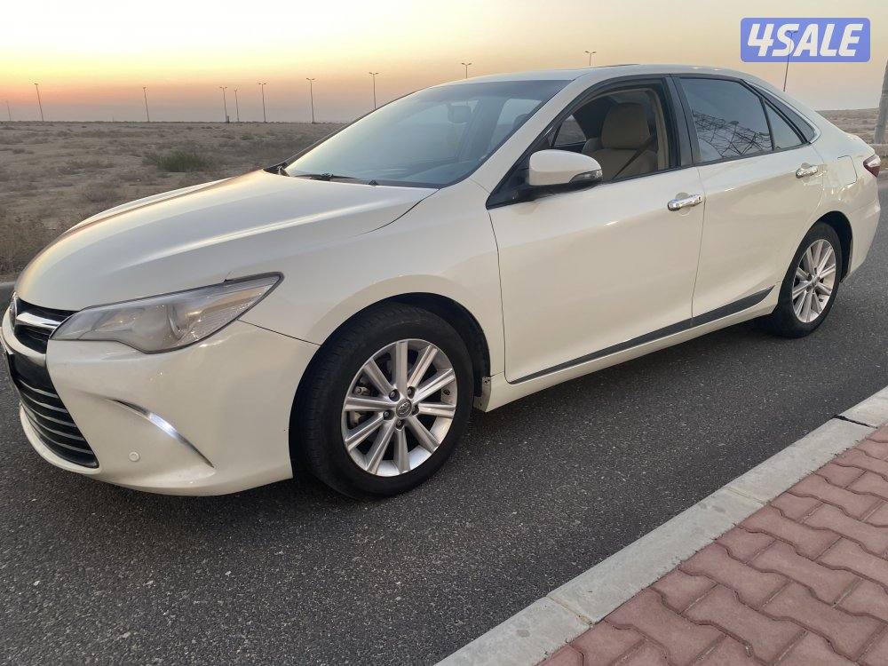 للبيع كامري GLX 20174