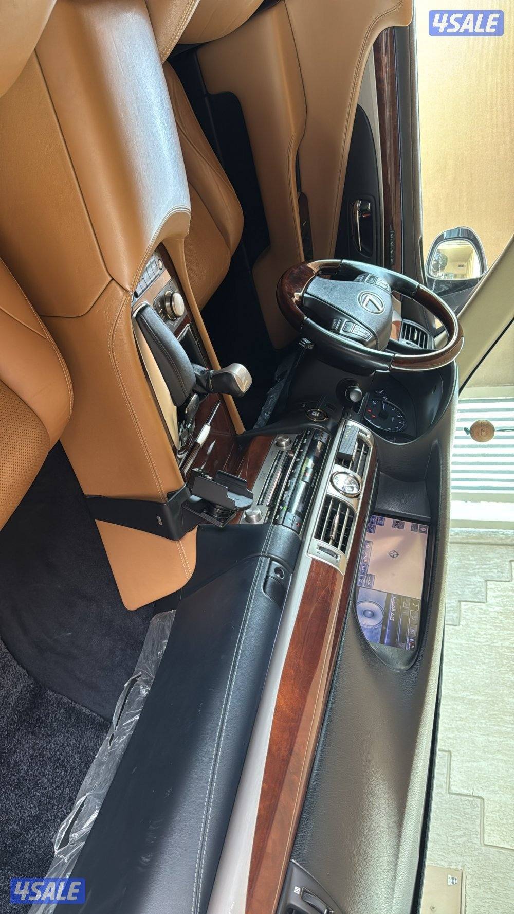 للبيع لكزس LS460vip بحالة الوكاله4