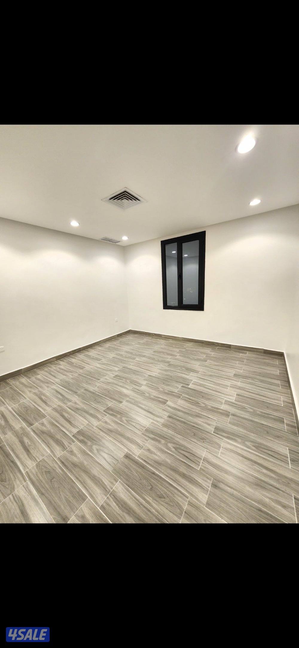 للايجار شقة مميزة في العمرية6