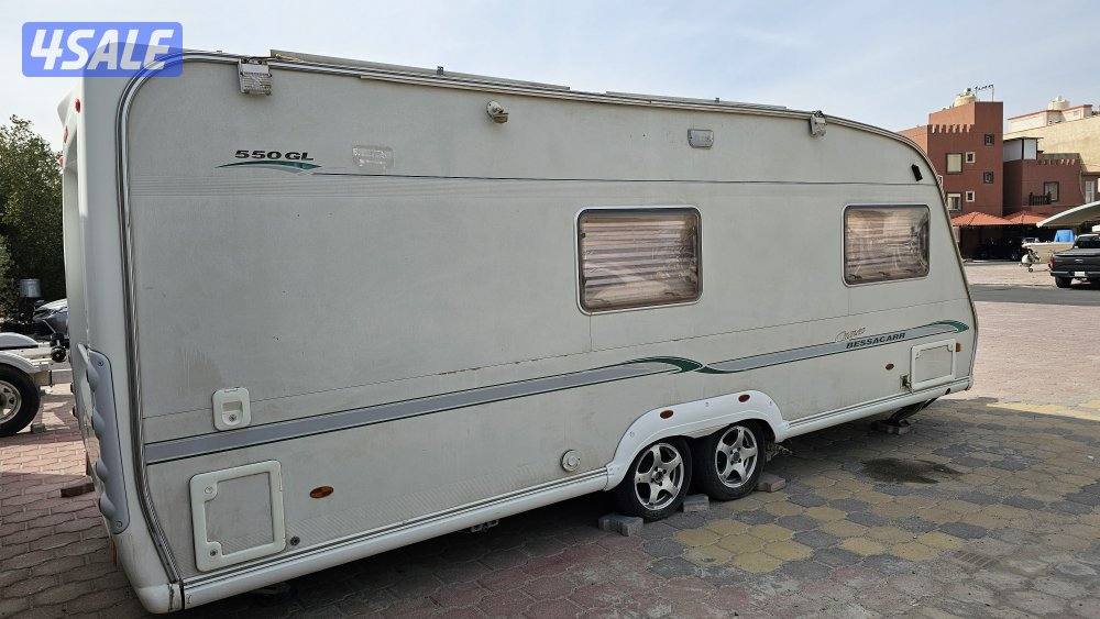 للبيع كرفان أوروبي يوجد تمديدات طاقه شمسية1