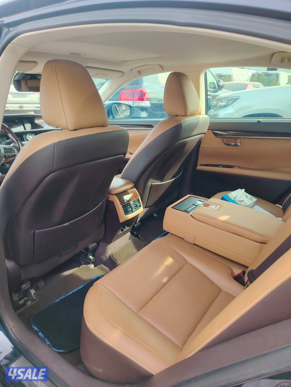 لكزس ES250 الساير 2016 بحاله نادره عداد 46 الف5