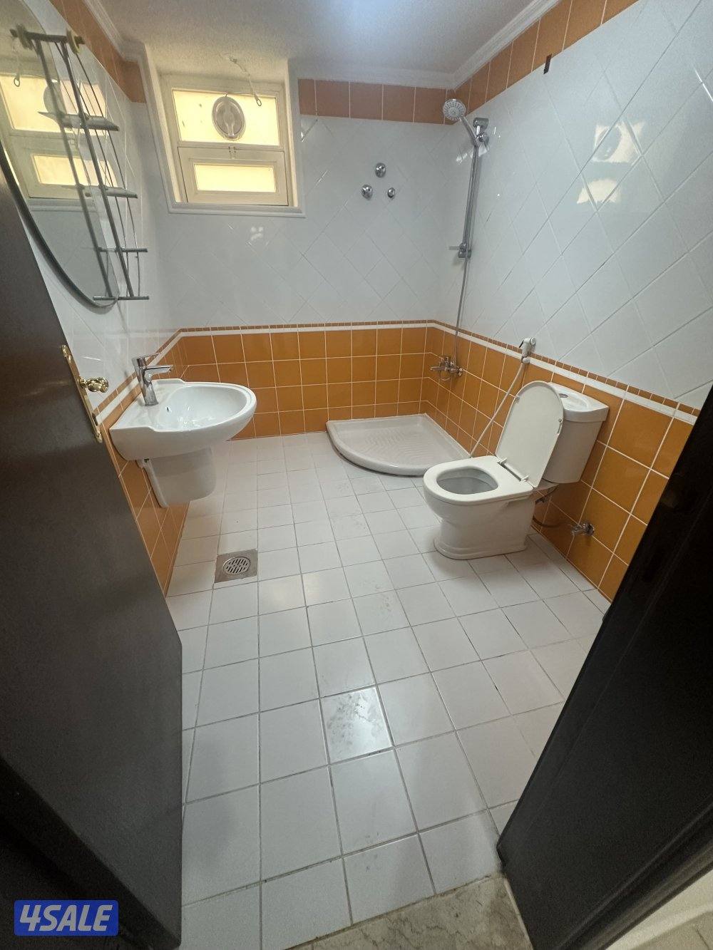 Villa for rent in Al-Manqaf, for companies only -للايجار فيلا بالمنقف8