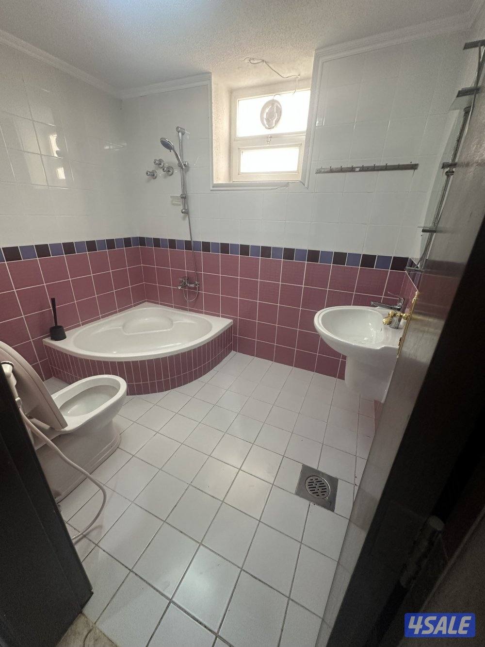 Villa for rent in Al-Manqaf, for companies only -للايجار فيلا بالمنقف10