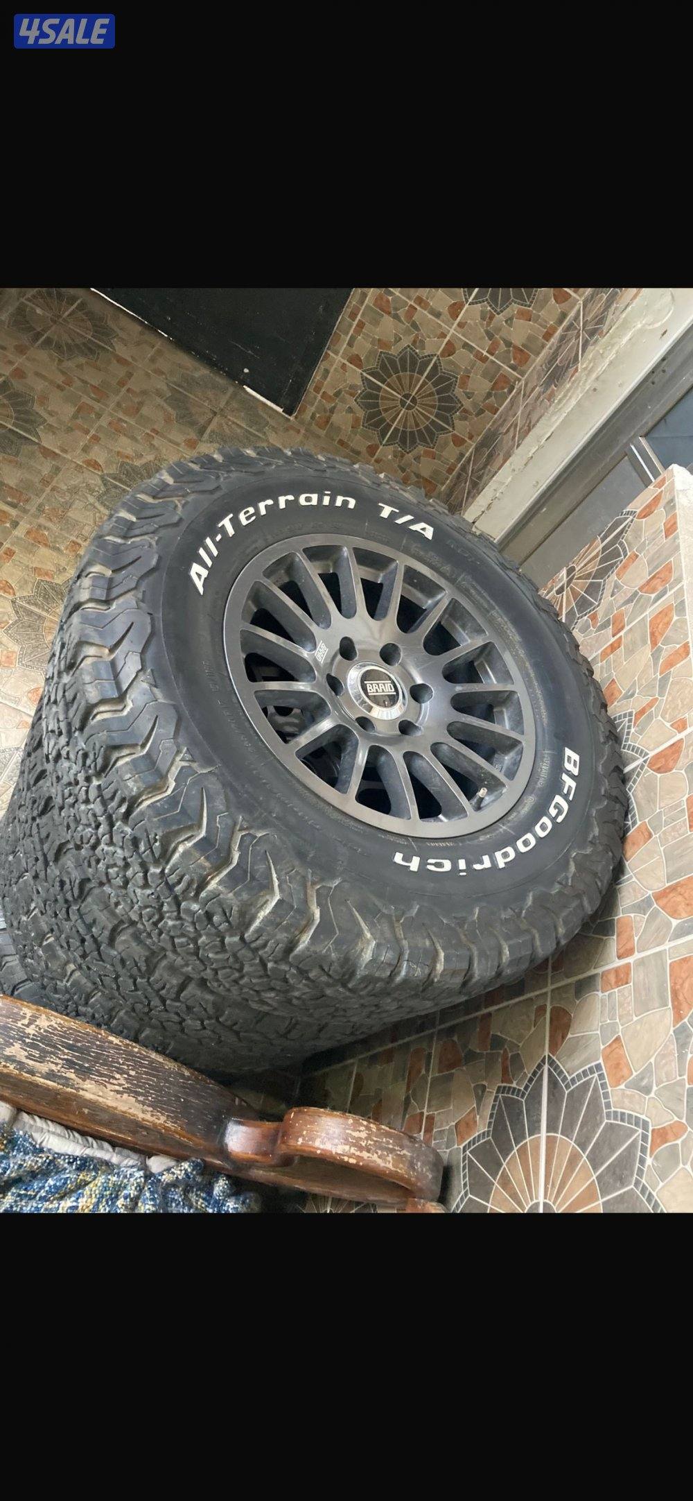 للبيع رنقات برايد حجم ١٧ مع توايرهم حجري شرط اصلي  والصامل يبشر بالخير0