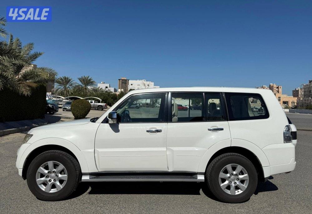 بحالة ممتازة جدا جيب ميتسوبيشي باجيرو 2017 ماشي 134 الف شرط الفحص3