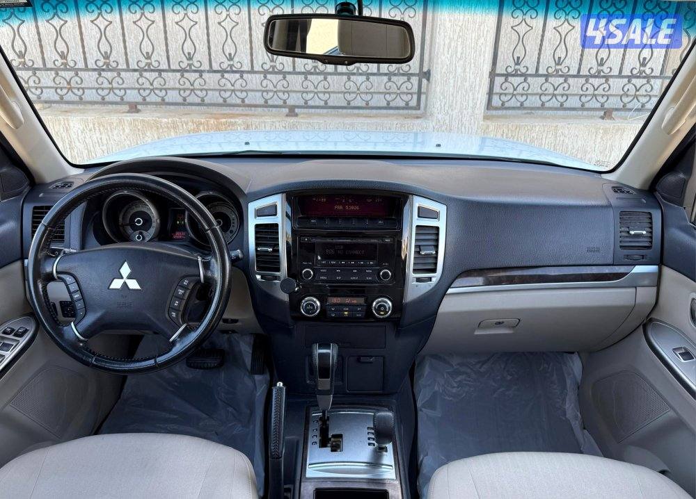 بحالة ممتازة جدا جيب ميتسوبيشي باجيرو 2017 ماشي 134 الف شرط الفحص9