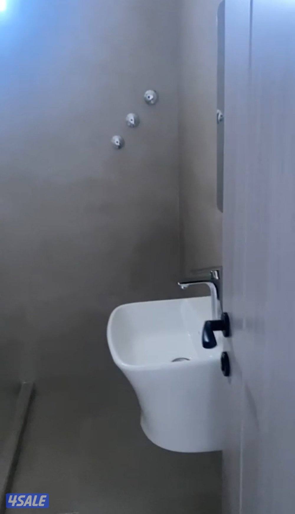 شقه في النهضه اربع غرف وحمامين2