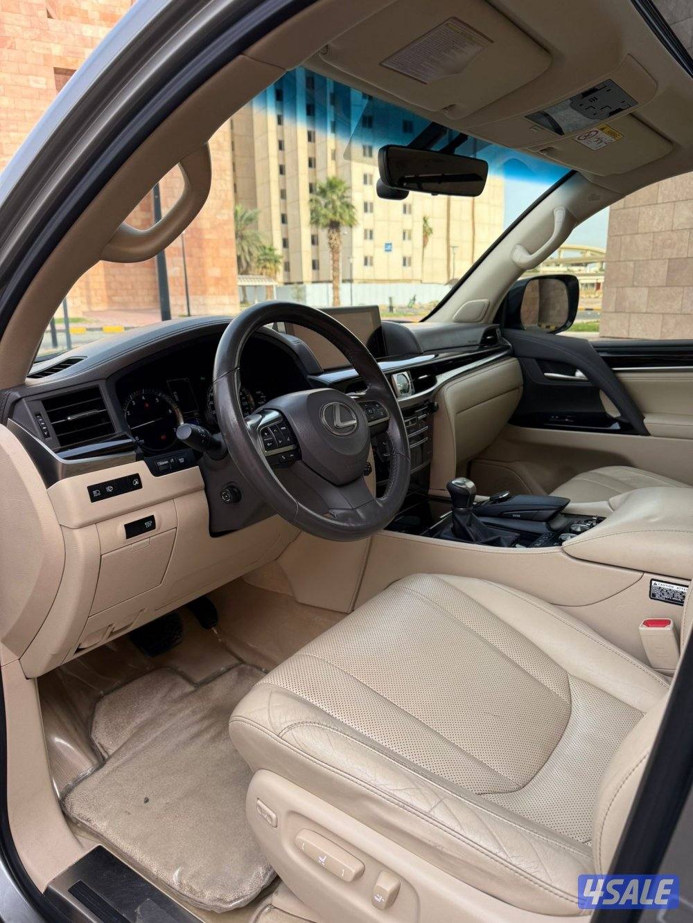 لكزس LX570 الساير درجه ثانيه بحاله الوكاله عداد 174 الف6