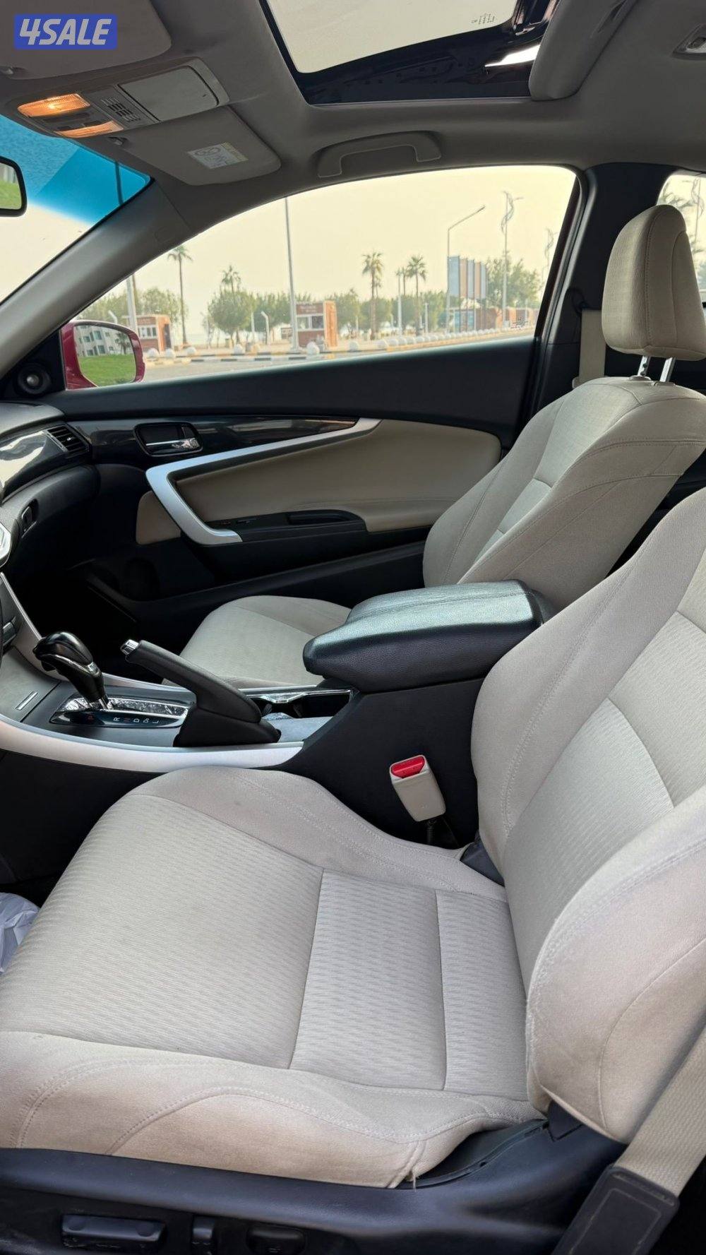 هوندا اكورد موديل 2014 / بحاله ممتازه7