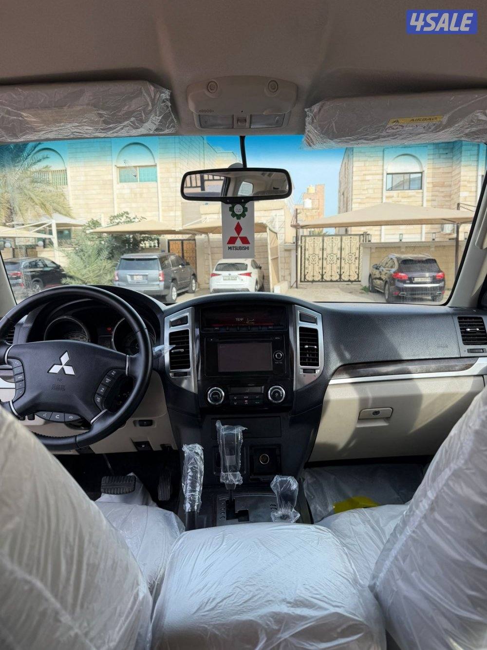 باجيرو الملا موديل 2020 مكينه كبيره 3800 سلفر داخل جلد ماشي 600