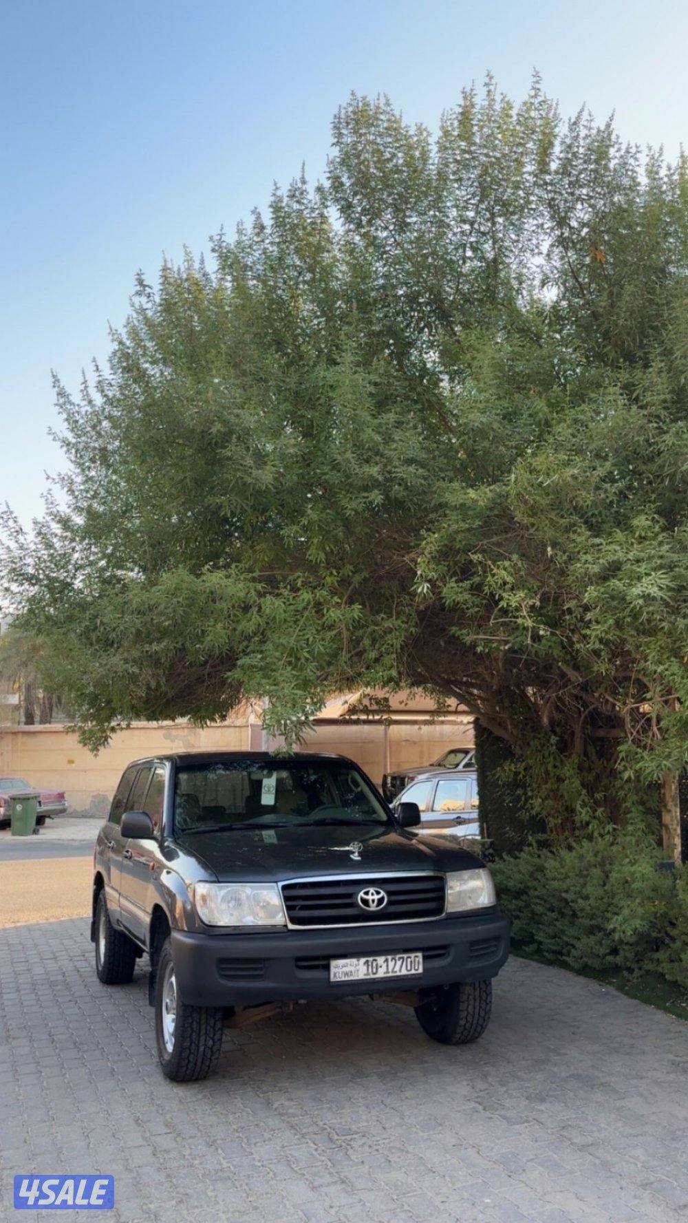 لاندكروز ٢٠٠٣ قير عادي0