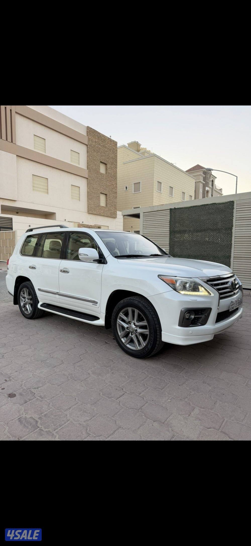 لكزس 2014  عداد 295 صبغ الوكاله5