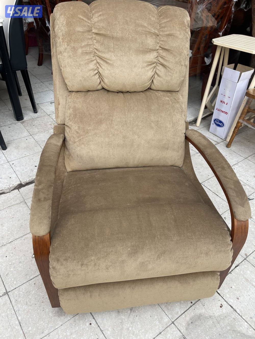 ليزي بوي الاصلي هزاز ويفرد استرخاء الاصلي قوي ومريح وحجم متوسط1