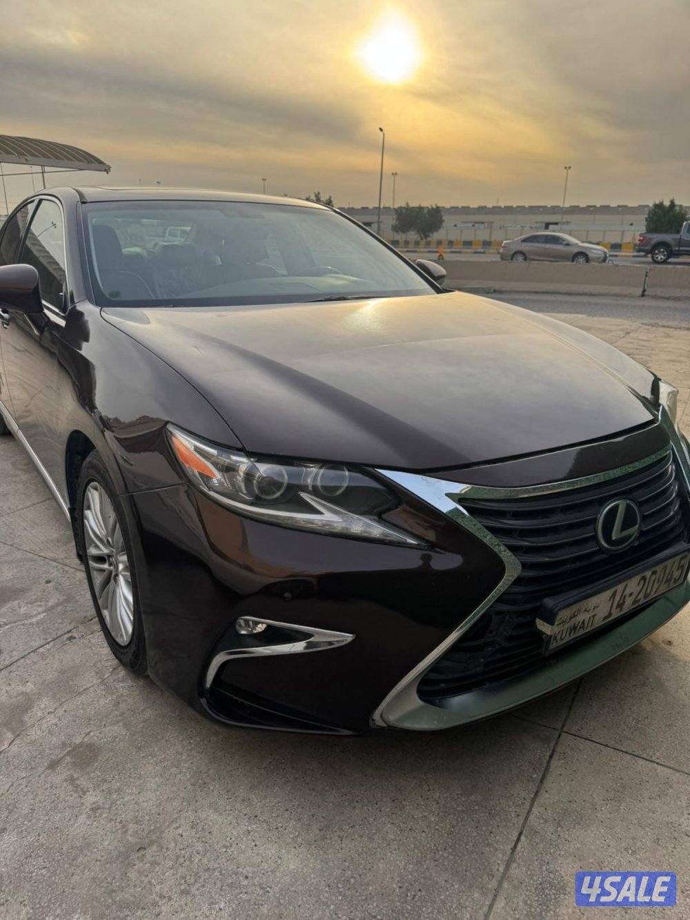 للبيع لكزس ماشيه ٢٢٠ شرط الفحص1