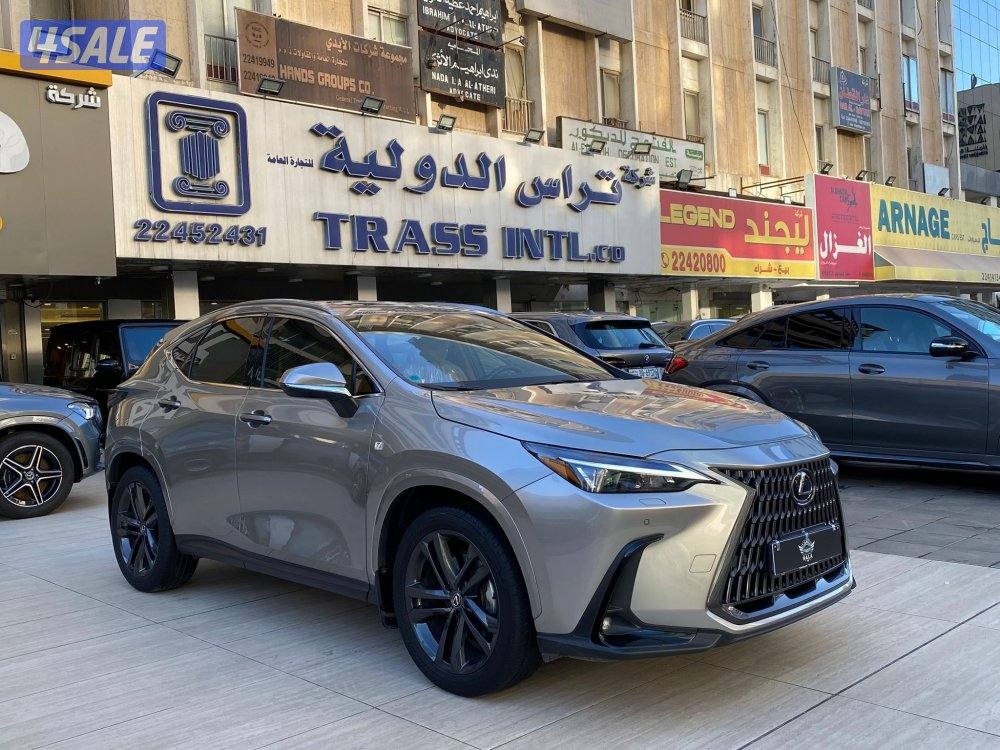 لكزس NX350 موديل 2024 عداد 22 الف كيلو فقط تحت الكفاله شرط الفحص1