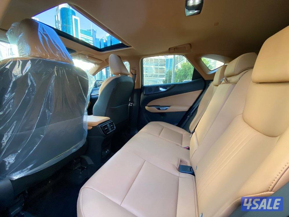 لكزس NX350 موديل 2024 عداد 22 الف كيلو فقط تحت الكفاله شرط الفحص8