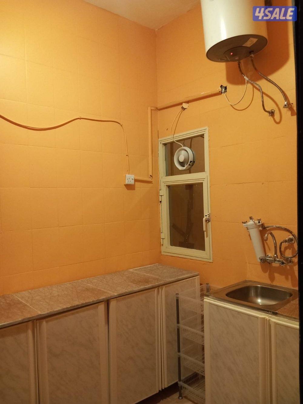 يوجد لدينا شقق للإيجار غرفة وصالة ومطبخ وحمام خلو تشطيب سوبر لوكس8