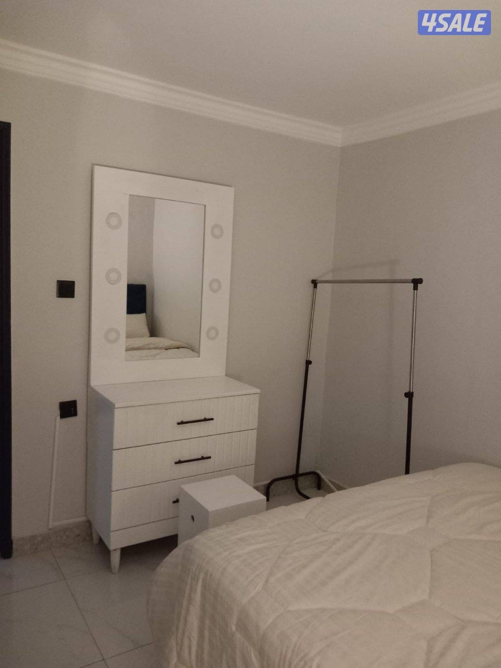 يوجد لدينا شقق للإيجار غرفة وصالة ومطبخ وحمام خلو تشطيب سوبر لوكس10