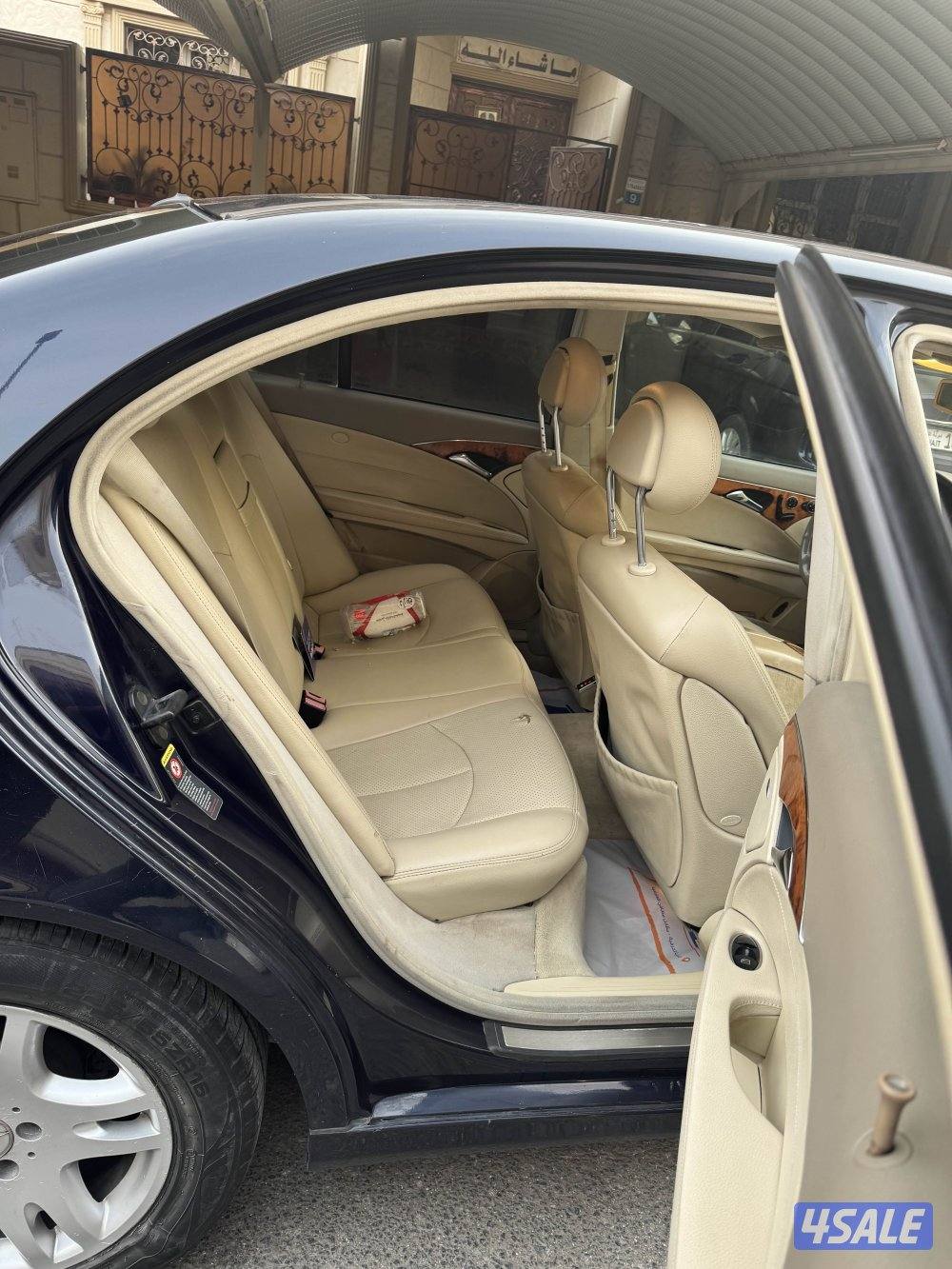 للبيع مرسيدس E3207