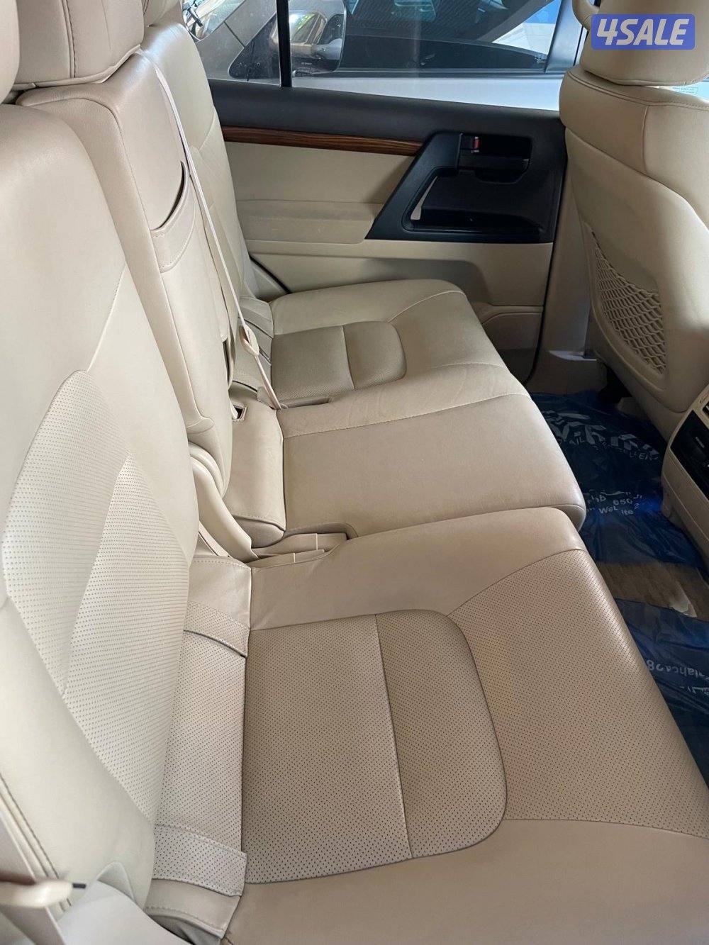 للبيع لاندكروز موديل 2016 ماشي 180سلندر 8 حمايه و تغييم حراري2