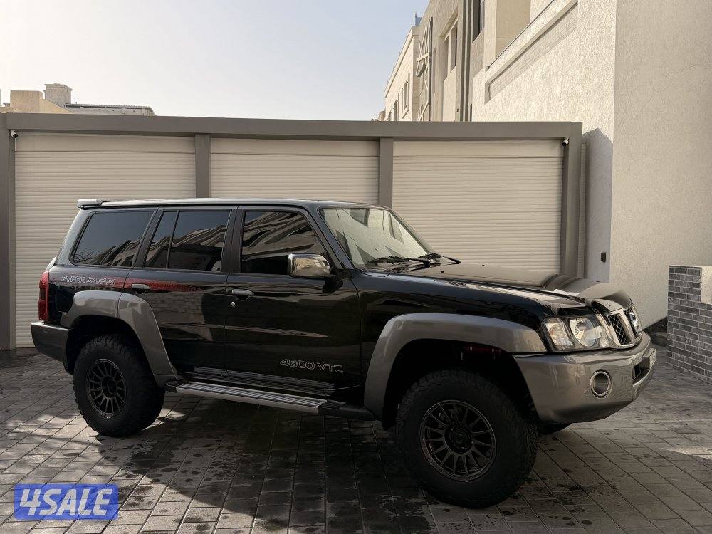 للبيع نيسان سوبر سفاري0