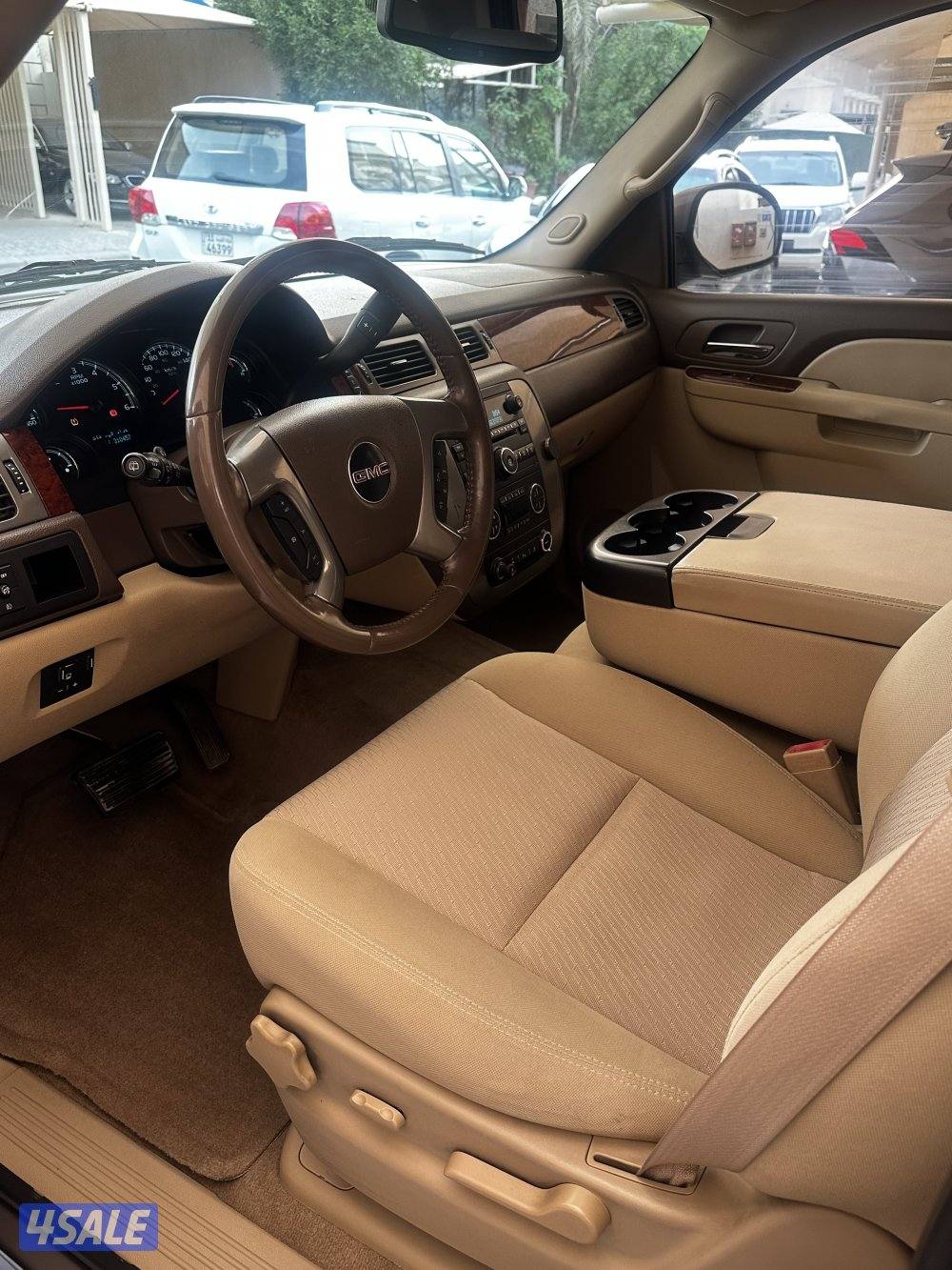 للبيع سوبر بان موديل 2011 8 براغي صبغ الوكاله عدا قطعه بدون دبل7