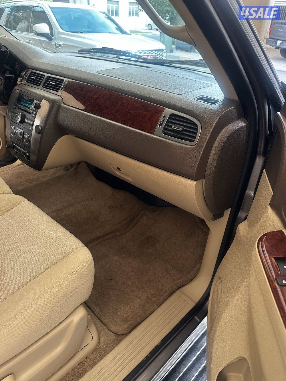 للبيع سوبر بان موديل 2011 8 براغي صبغ الوكاله عدا قطعه بدون دبل8