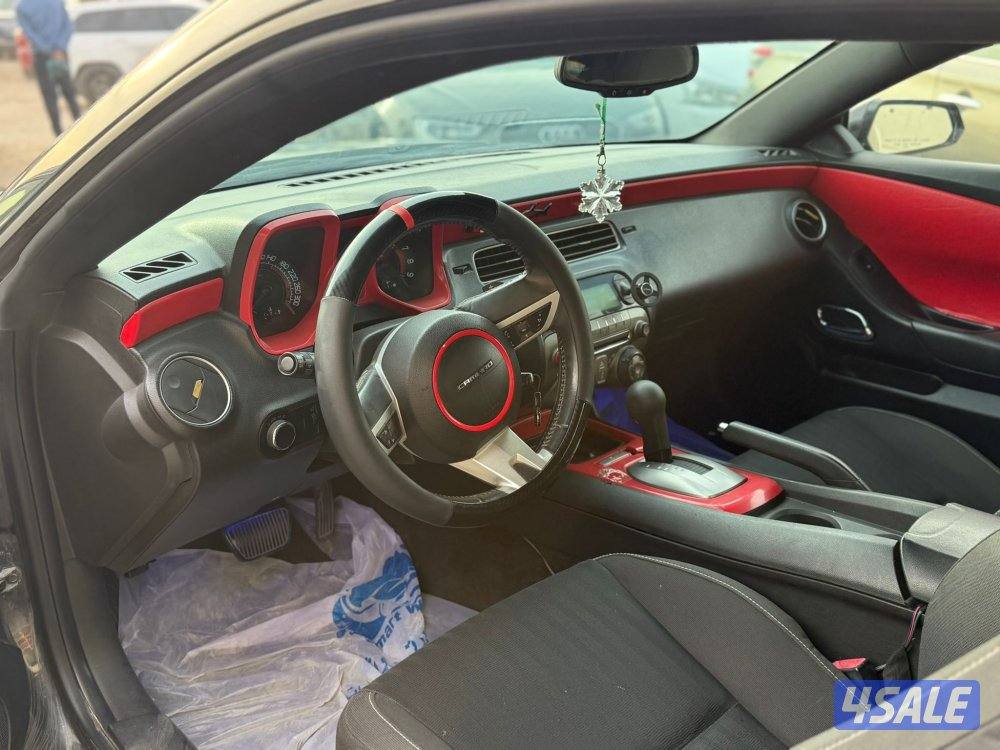 للبيع كمارو 2010 بحاله ممتازه4