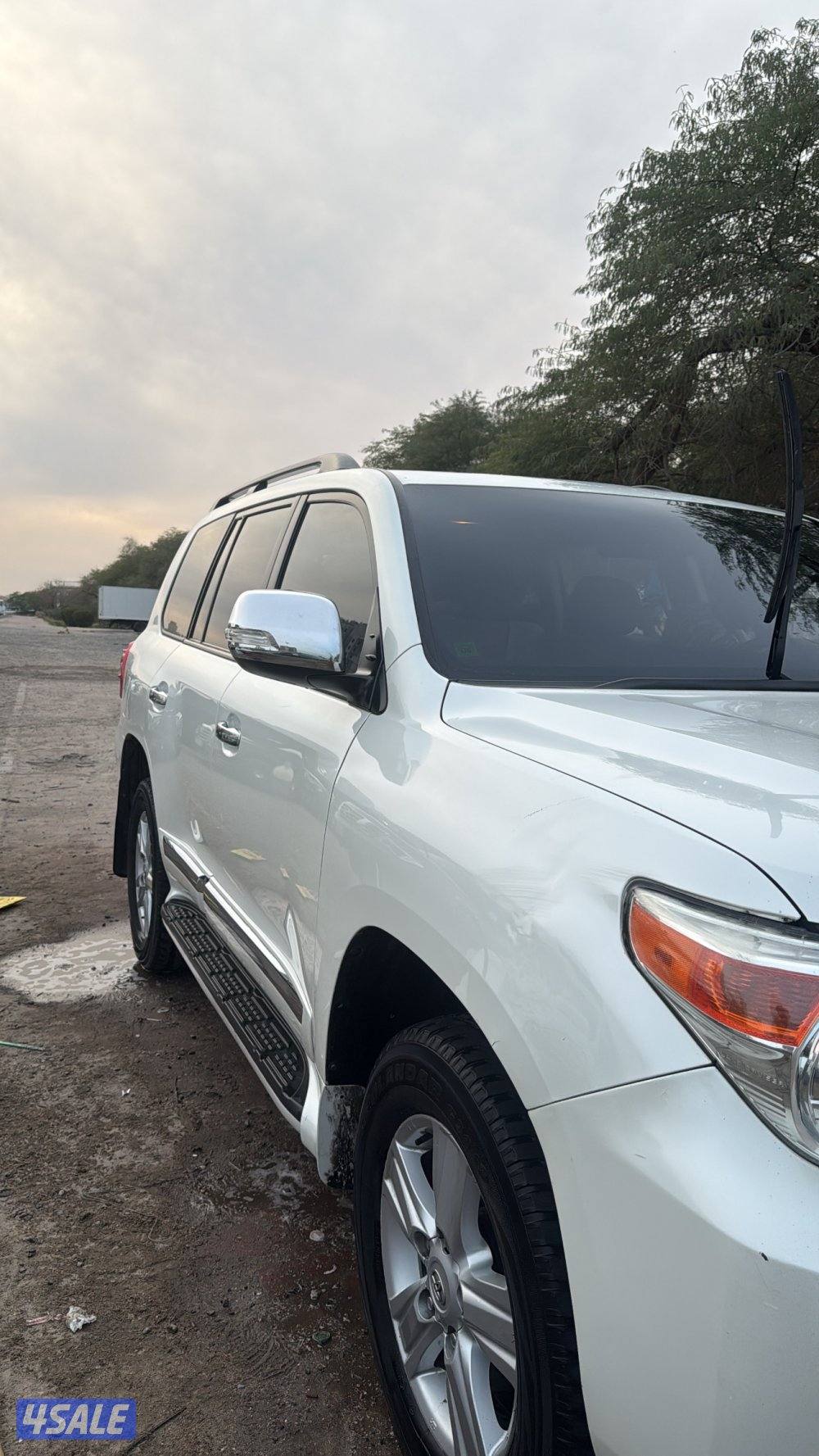 للبيع لاند كروز موديل 20133