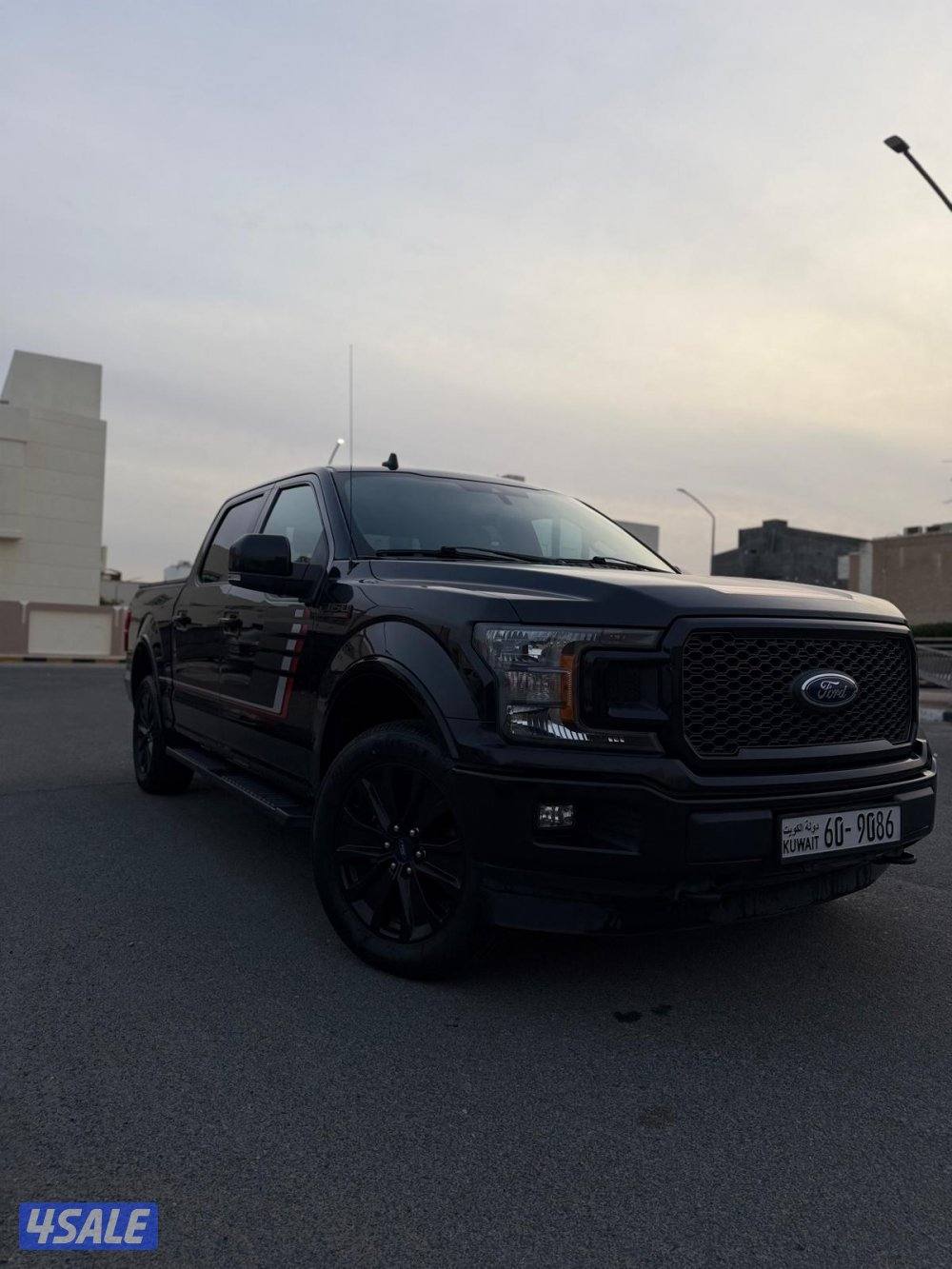 للبيع وانيت فورد لاريت سبورت نظيف 20202