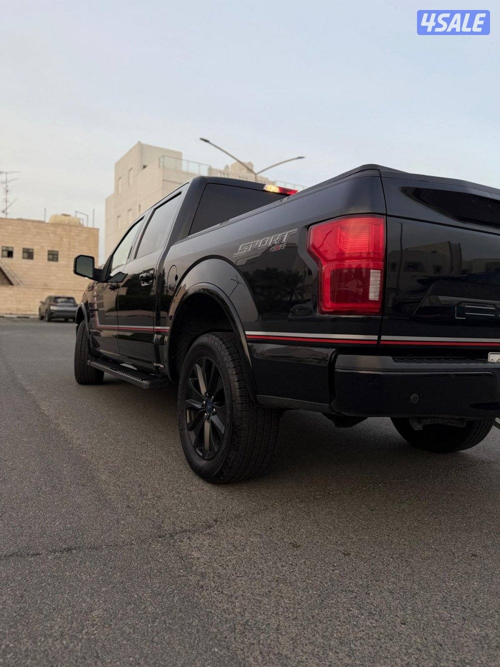 للبيع وانيت فورد لاريت سبورت نظيف 20203