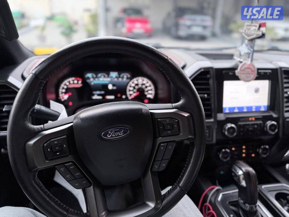 للبيع وانيت فورد لاريت سبورت نظيف 20207