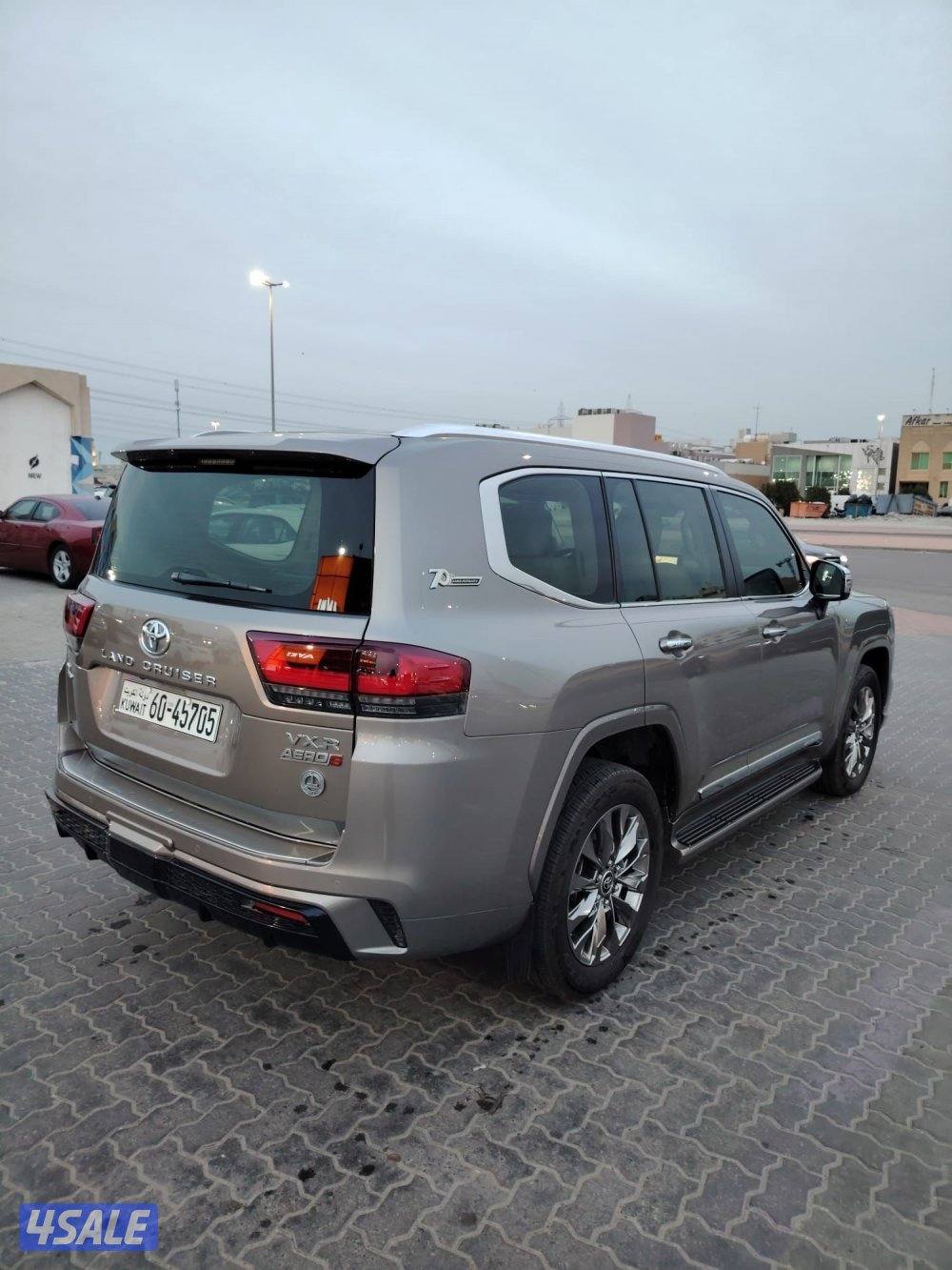 لاند كروز VXR ايرو اس تون تيربو 2022 بحاله الوكاله عداد 28 الف2