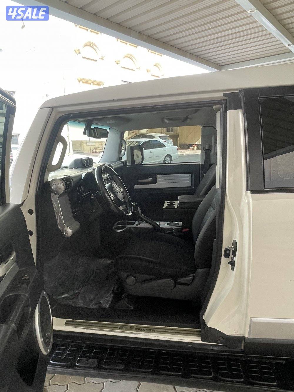 للبيع اف جي1