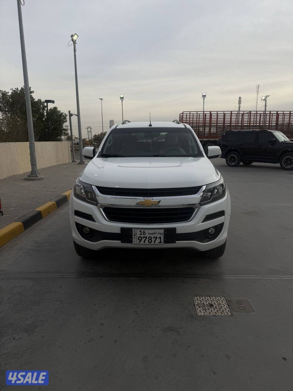 للبيع تريل بليزر فل دبل ماشي 30 الف شرط الفحص من الدعامية للدعامية0