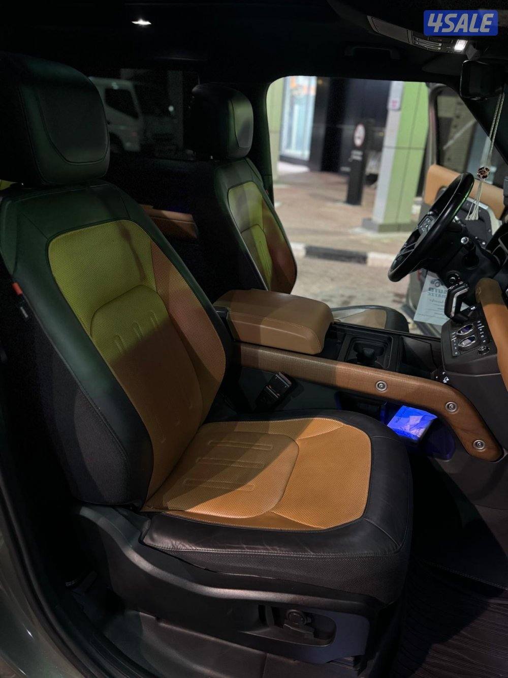 للبيع ديفندر موديل ٢٠٢١1