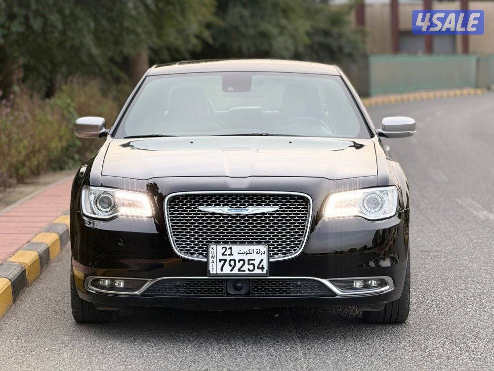 كرايزلر 2022 ثمانية سلندر اعلى فئة2