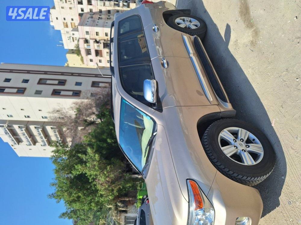 للبيع لاند كروز vxr موديل ٢٠١٣7