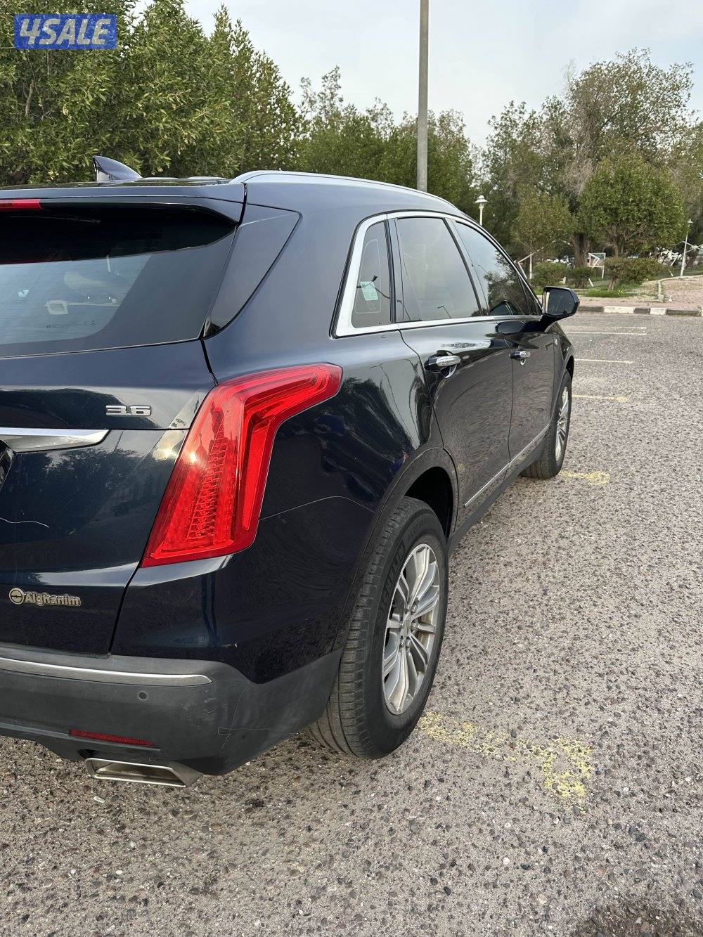 للبيع كاديلاك XT5  مديل 2017 عداد ٧٣ الف كيلو فقط9