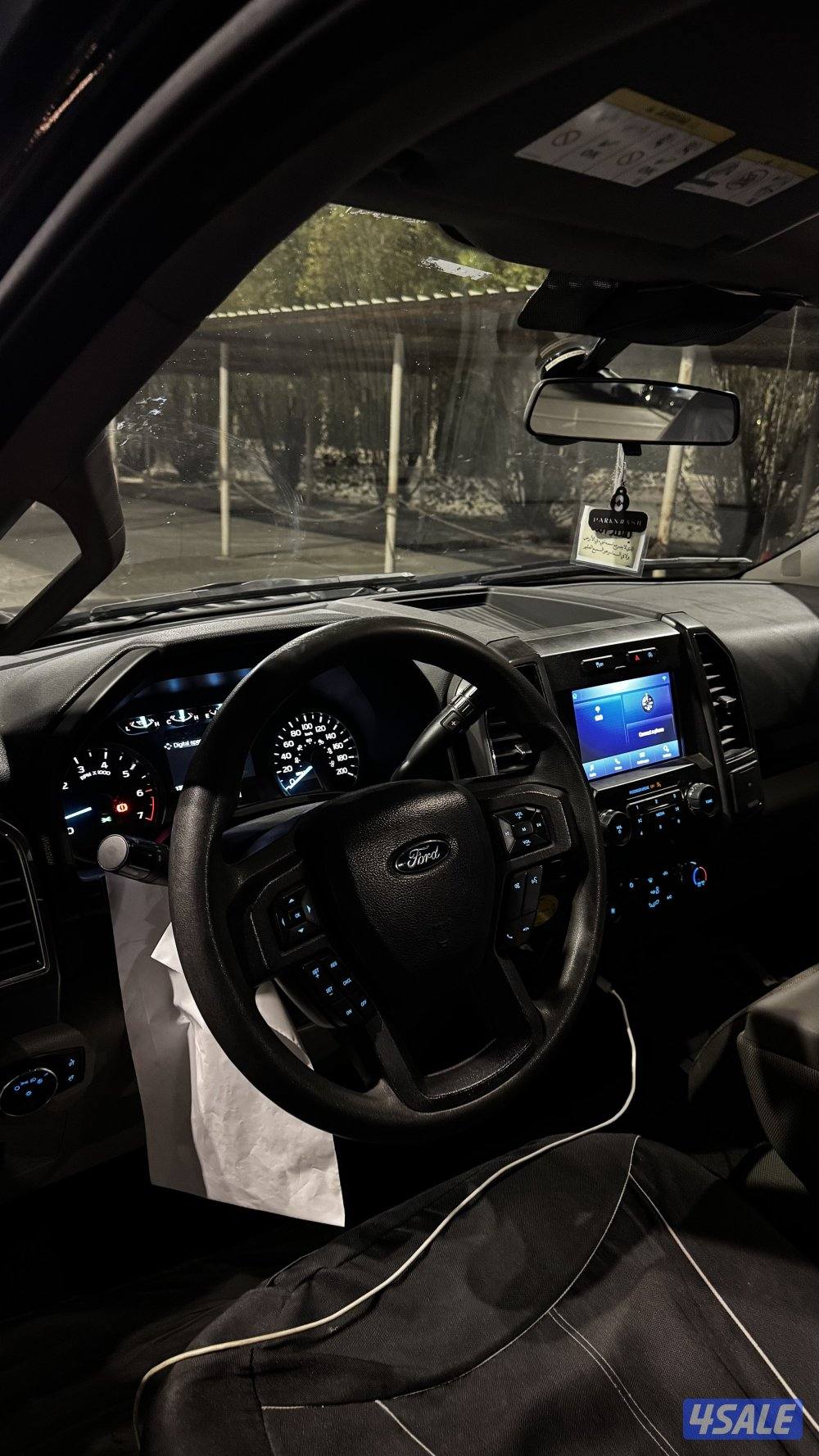 وانيت موديل ٢٠٢٠ اللون اسود ماشي ١٣٩الف استعمال شخصي4