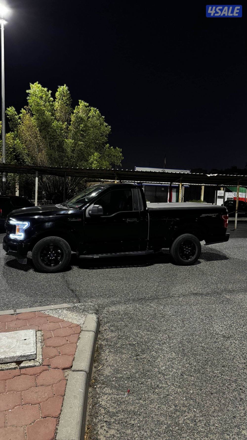 وانيت موديل ٢٠٢٠ اللون اسود ماشي ١٣٩الف استعمال شخصي5