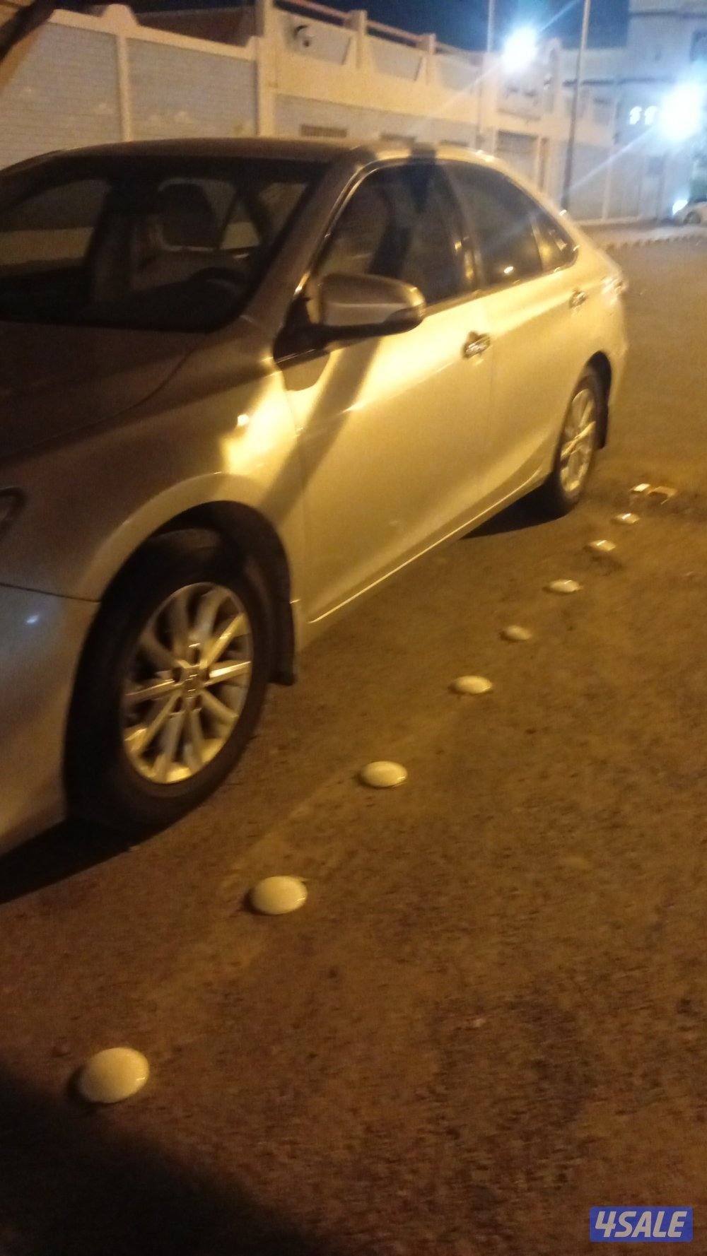 للبيع كامري موديل ٢٠١٦ بحاله فوق الممتازه1