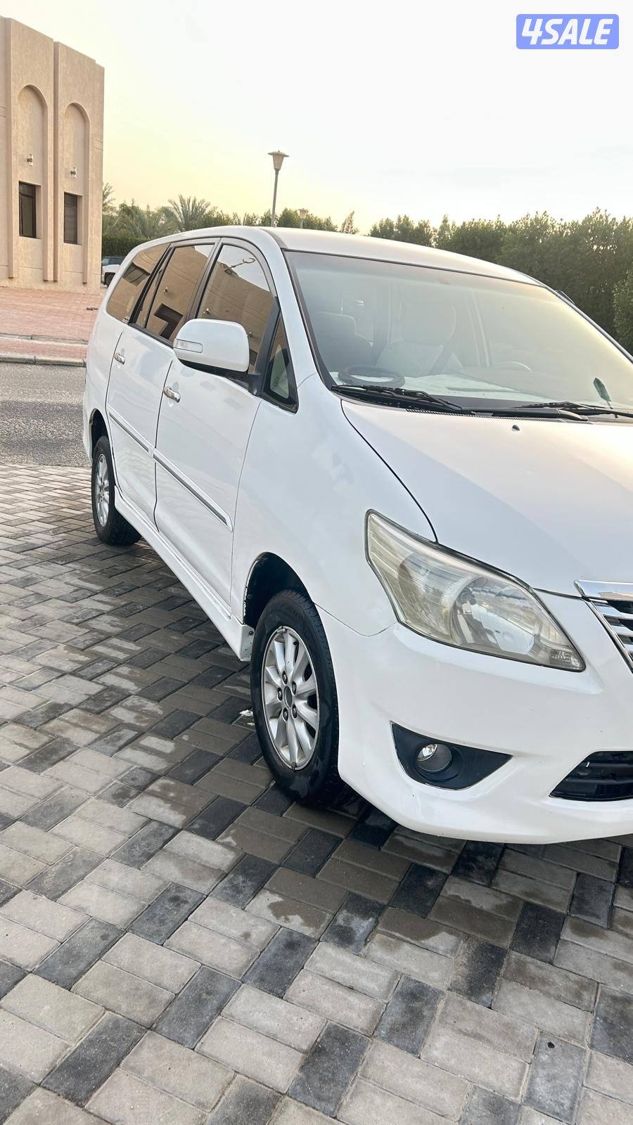 Toyota Innova 2014, fully fresh look like new condition1