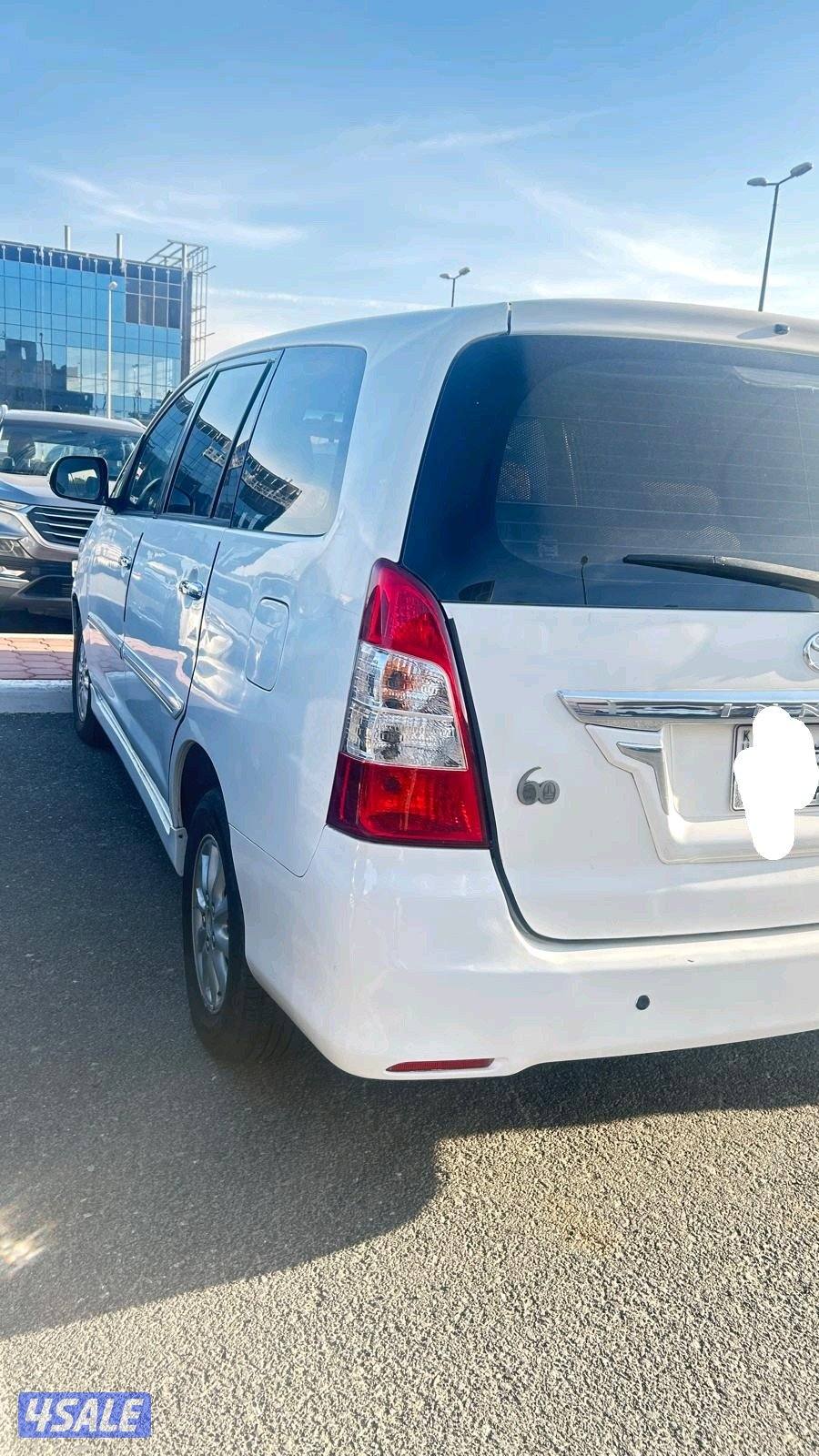 Toyota Innova 2014, fully fresh look like new condition5